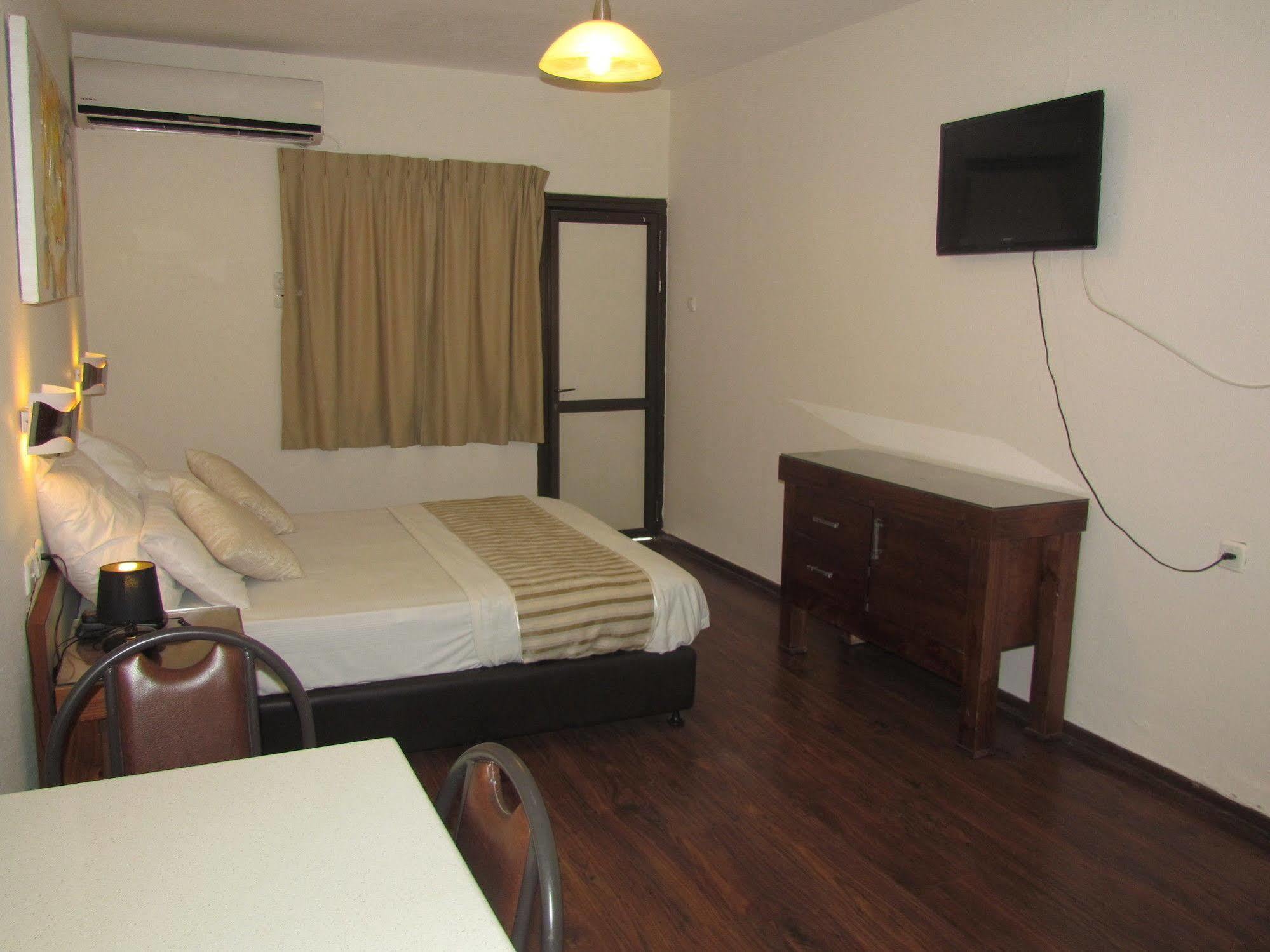 Berger Hotel Tiberias Eksteriør billede