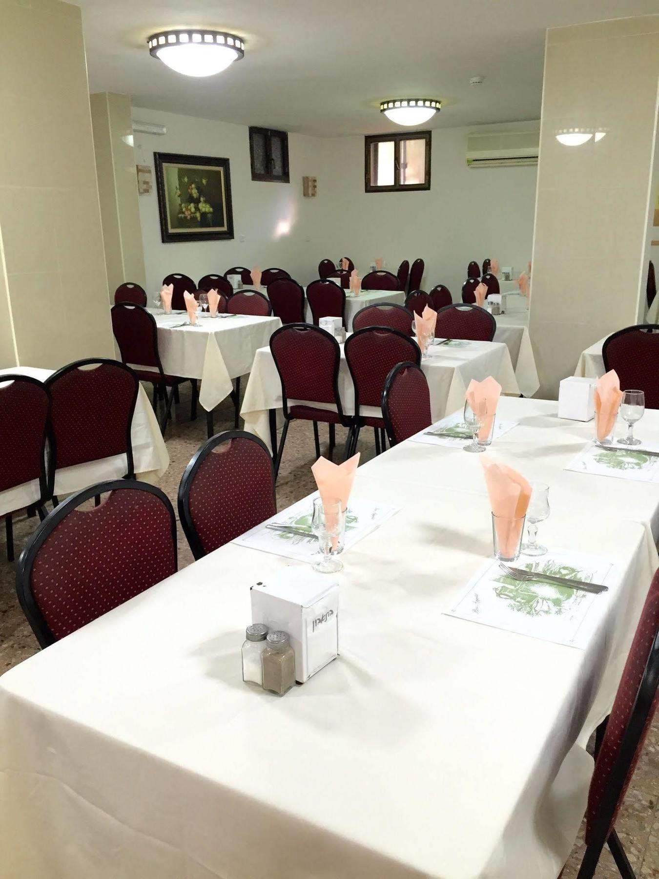 Berger Hotel Tiberias Eksteriør billede